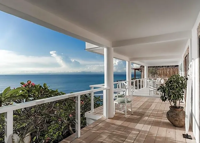 Hotel Blue Ocean Bingin 4*